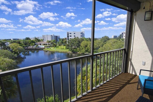 Building Photo - 1316 Pasadena Ave S