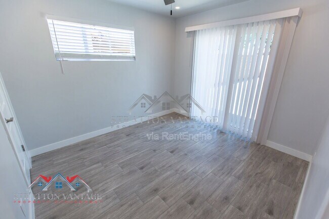 Building Photo - 2912 W Butler Dr