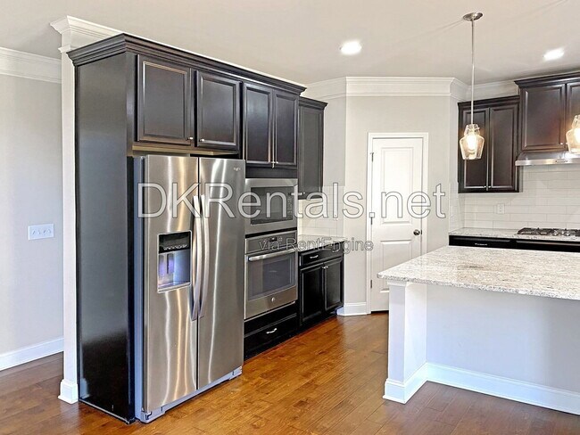 Building Photo - 582 Warrenton Run Dr