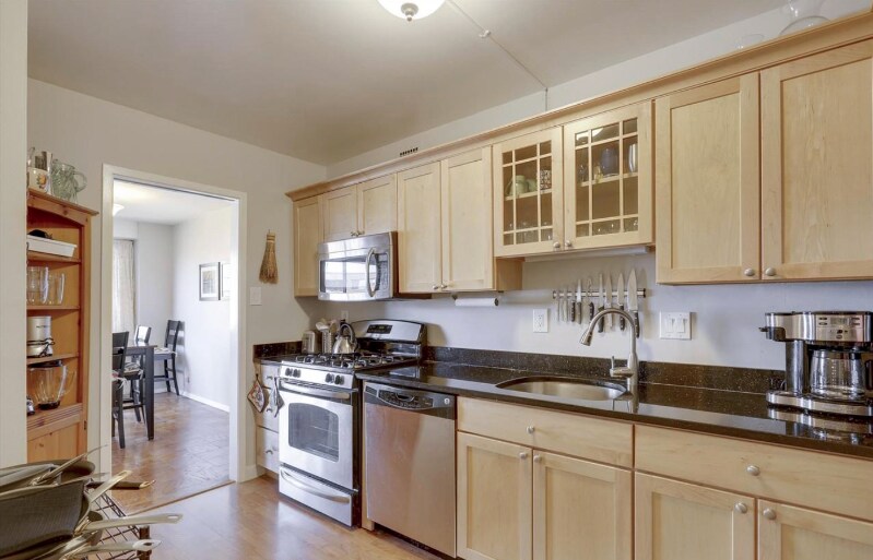 Building Photo - 4515 Willard Ave