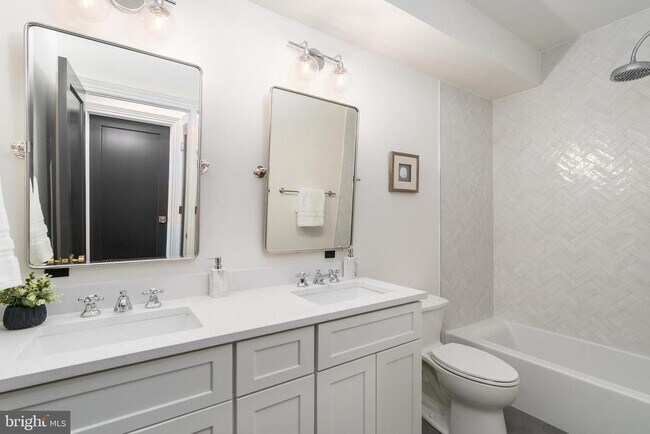 Building Photo - 4217 46th St NW