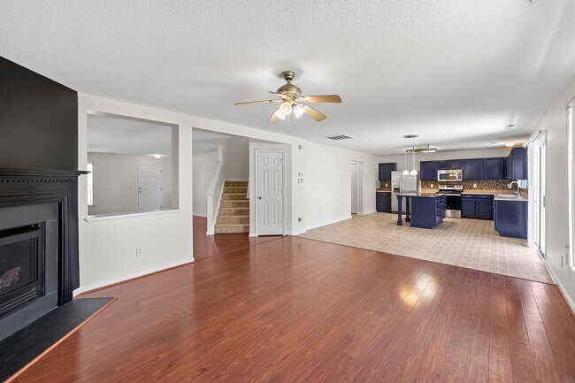 Building Photo - 6571 Guard Hill Dr