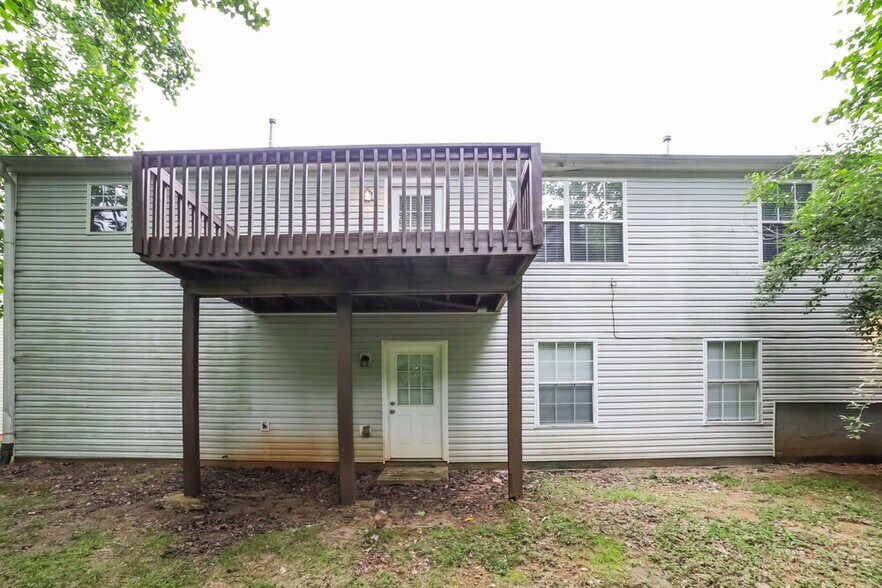 Building Photo - 6937 Fairway Trail