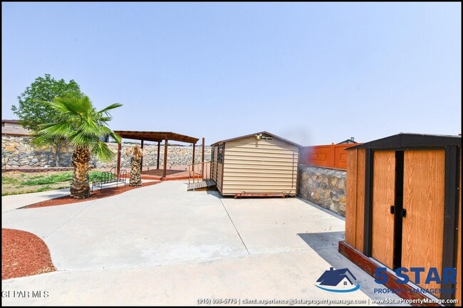 Building Photo - 11989 Mesquite Miel Dr