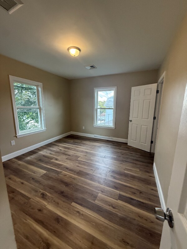 Building Photo - 363 Logee St