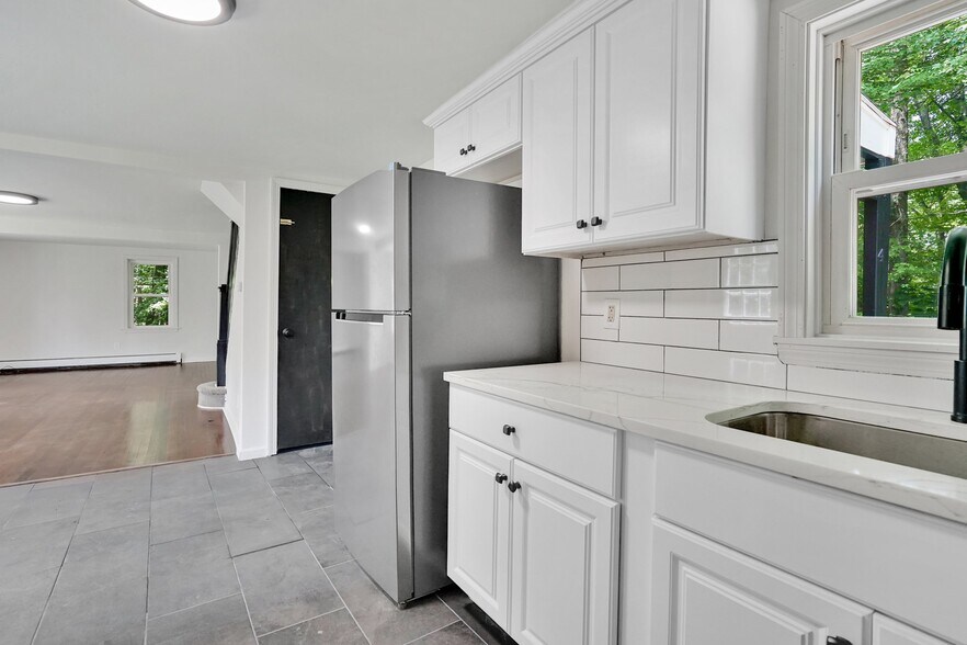 Building Photo - 46 Chestnut Street Pl