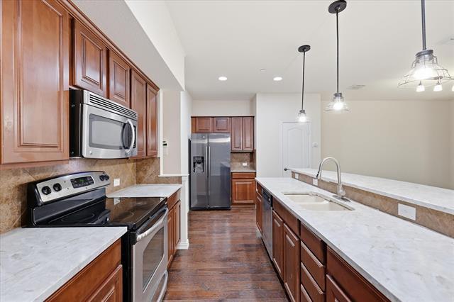 Building Photo - 2649 Jacobson Dr