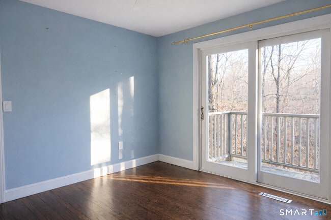 Building Photo - 2079 Portland-Cobalt Rd