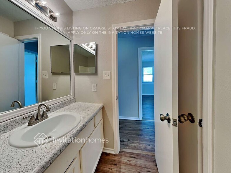 Building Photo - 311 Woodard St