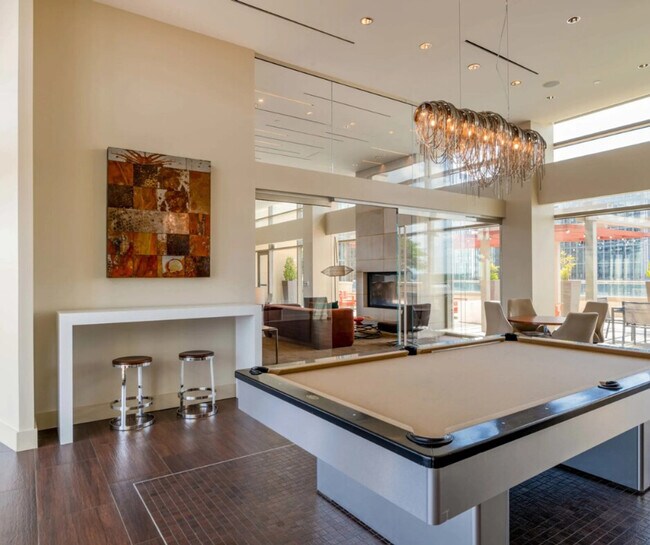 Building Photo - 1200 S Fern St