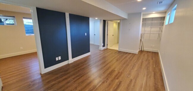Building Photo - 2876 S 1100 E