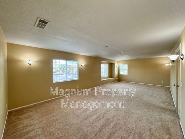 Building Photo - 29675 Ski Ranch St