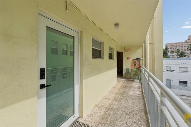 Building Photo - 851 Meridian Ave