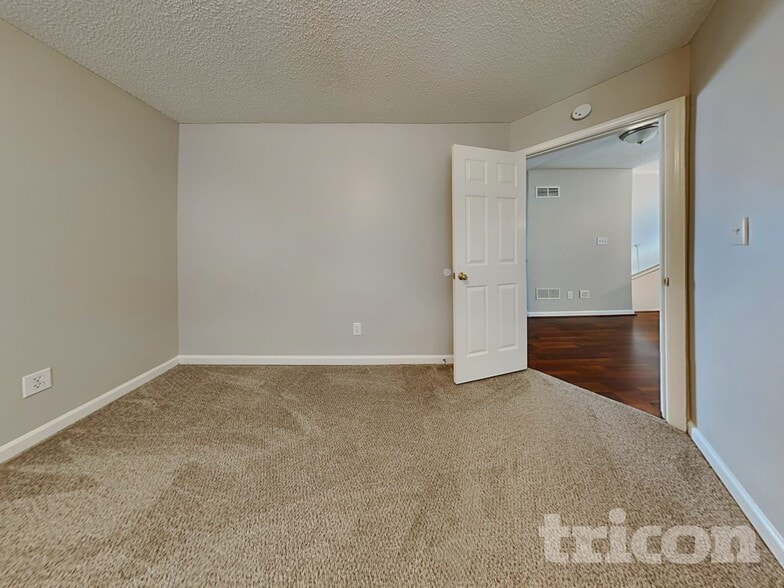 Building Photo - 341 Chase Marion Way