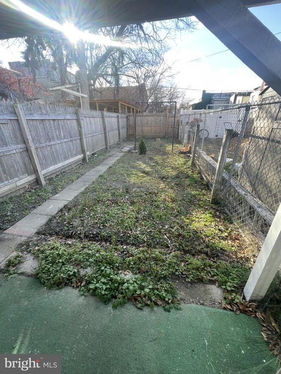 Building Photo - 932 Walnut St