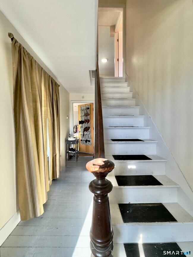 Building Photo - 186 W Washington St