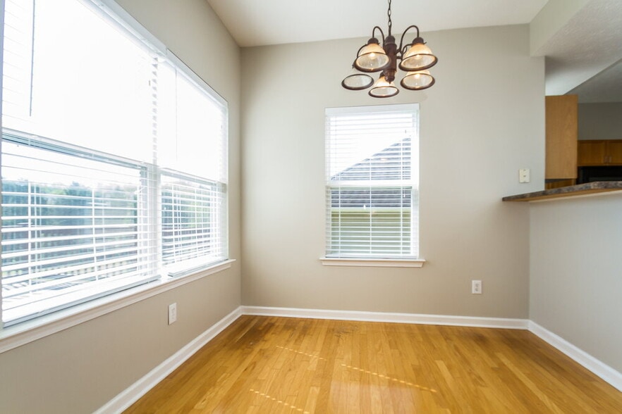 Building Photo - 7424 Maggie Dr