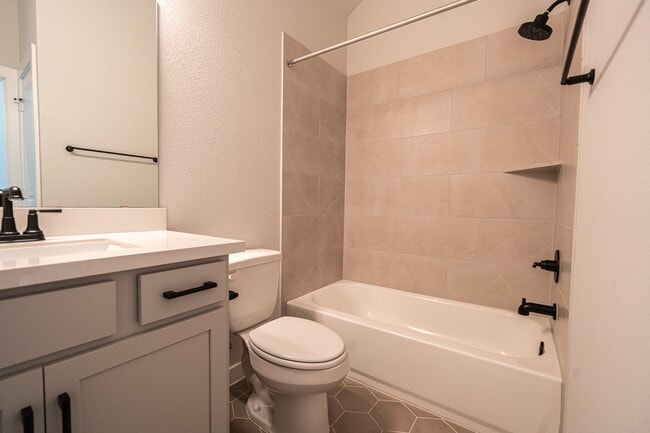 Building Photo - 24819 Yellow Spruce Cir