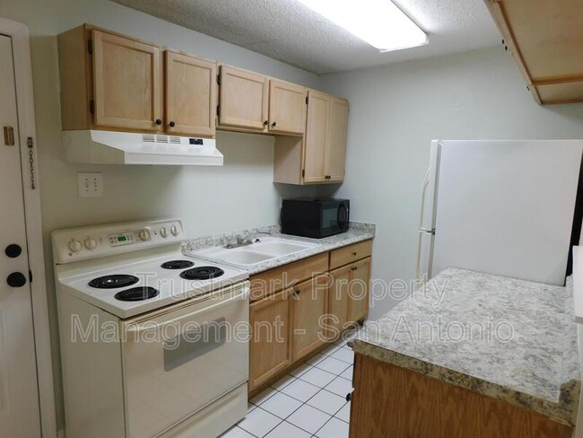 Building Photo - 801 Rittiman Rd