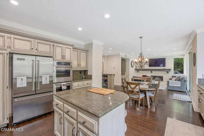 Building Photo - 2521 Sandycreek Dr