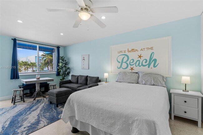 Building Photo - 4228 N Ocean Dr