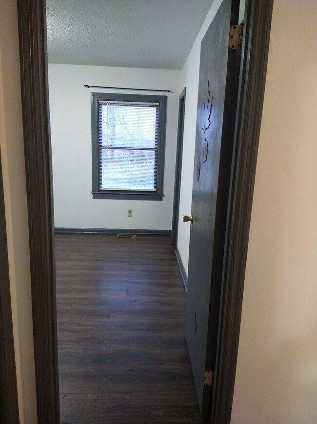 Building Photo - 8813 US-64
