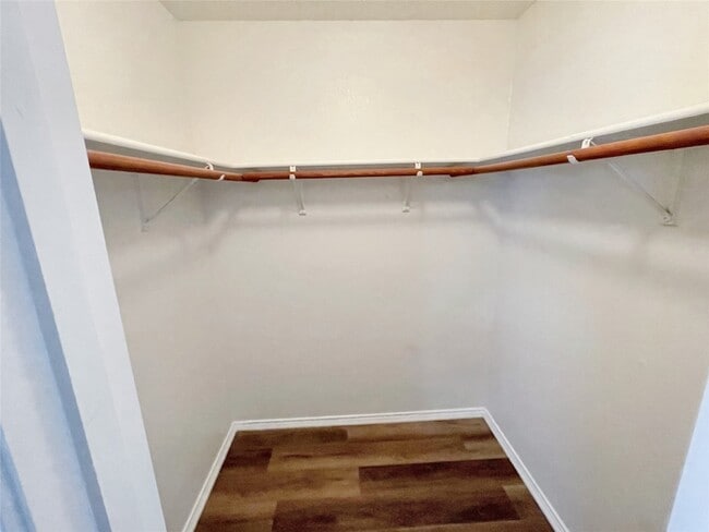 Building Photo - 5405 Shiver Rd