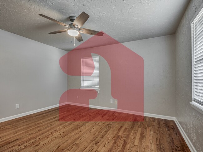 Building Photo - 10504 Ridgeview Dr