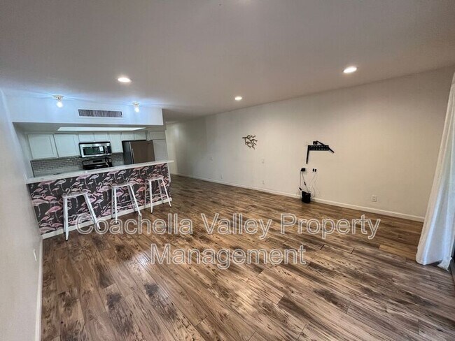 Building Photo - 1655 E Palm Canyon Dr