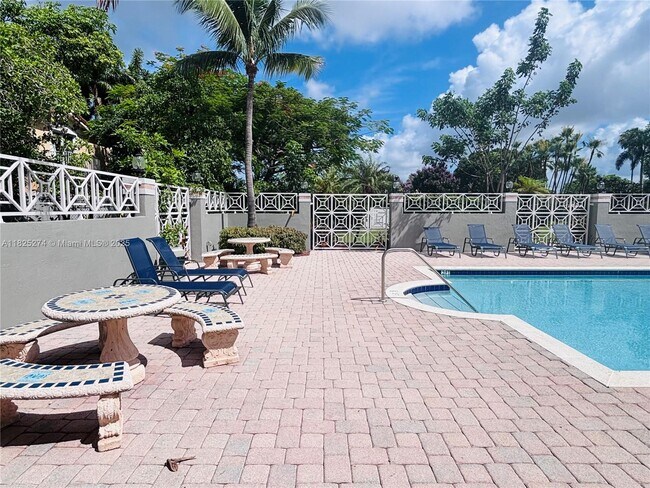 Building Photo - 12975 SW 28th Ct