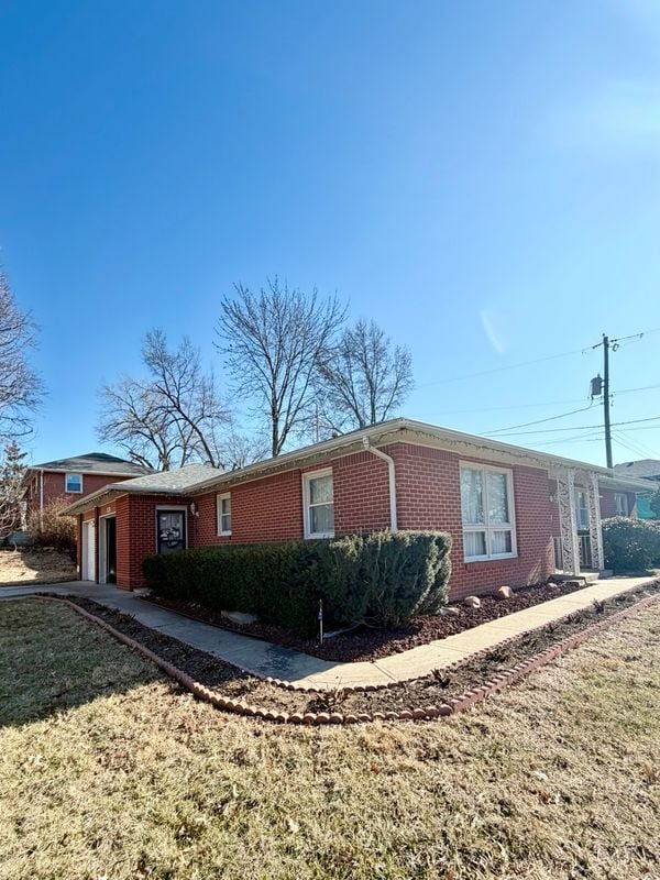 Building Photo - 1617 N 64 Terrace