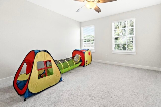 Building Photo - 16043 Cambria Cove Blvd