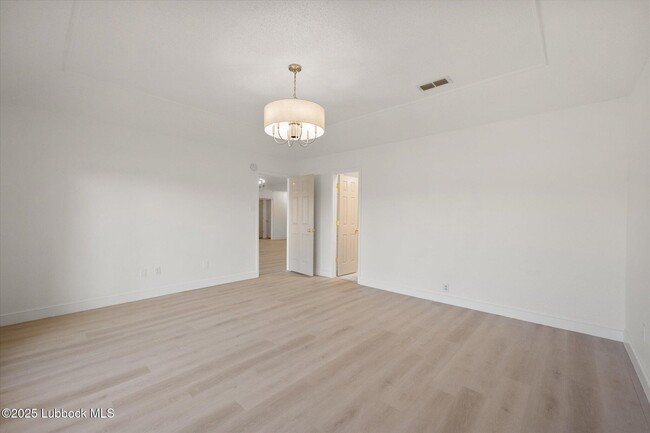Building Photo - 72 S Lake Shore Dr