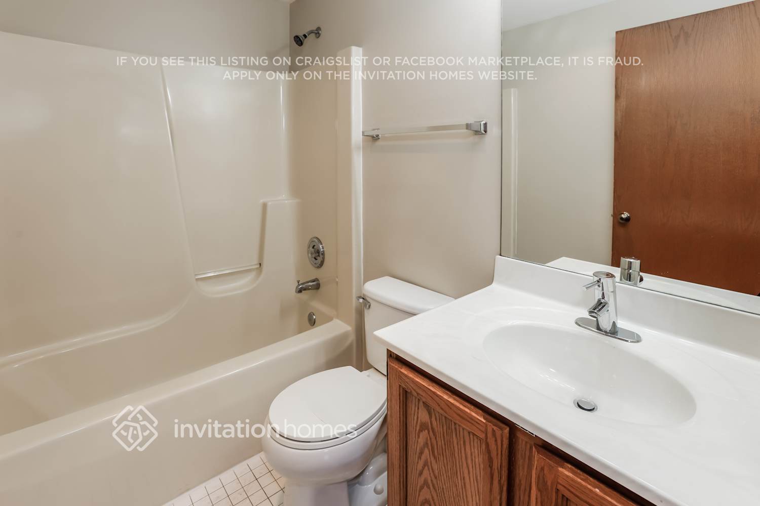 Building Photo - 712 Grand Blvd