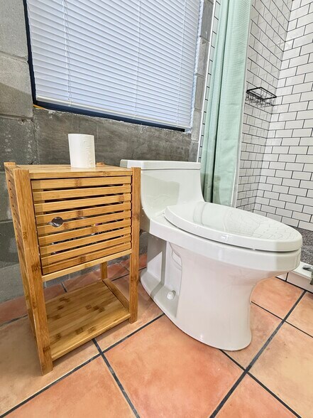 Building Photo - 1335 Churchill Rd