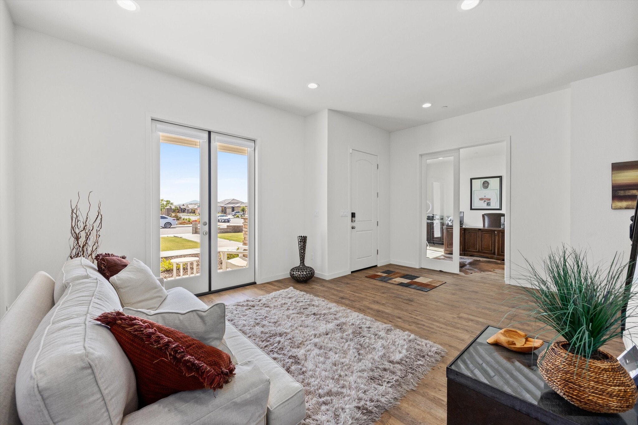 Building Photo - 815 Gilsum Ct