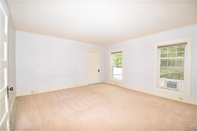 Building Photo - 130 W Remington St