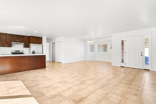 Building Photo - 9086 Los Coches Rd