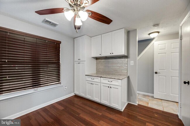 Building Photo - 1592 Lodge Pole Ct