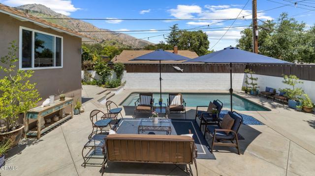 Building Photo - 2030 N Altadena Dr
