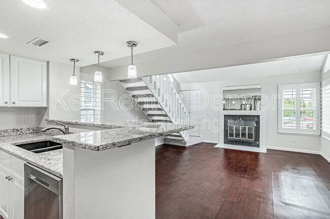 Building Photo - 12505 E Tennessee Cir