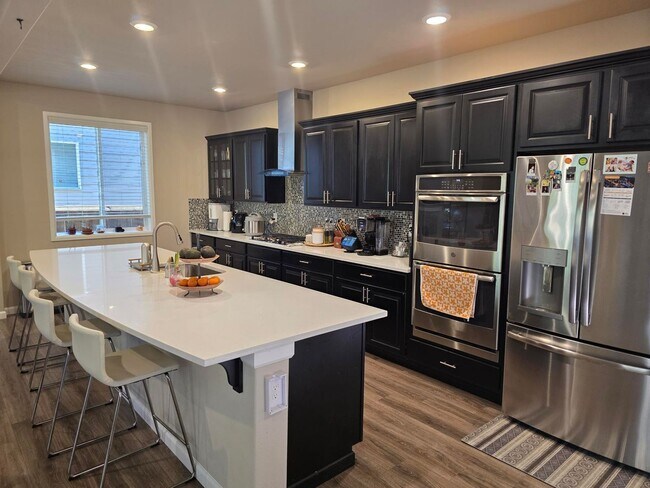 Building Photo - Gig Harbor McCormick Creek Phase 2 - 4 bedroom 3 bathroom 2831 sq ft well maintained home! Avail ...