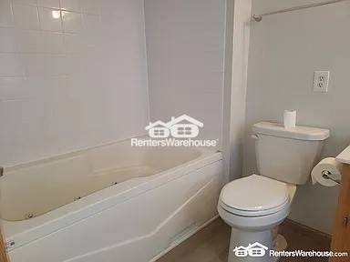 Building Photo - 800 1st St NW