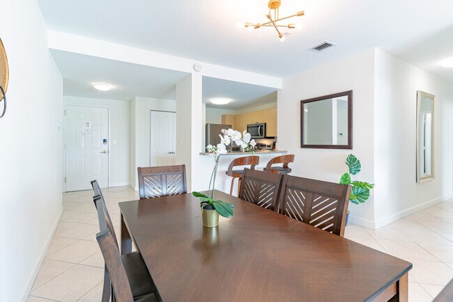 Building Photo - 3256 SW 22nd Terrace