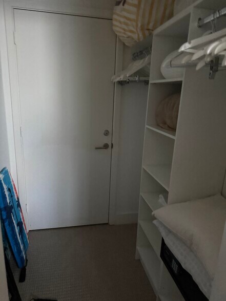 Building Photo - 6023 Summer St