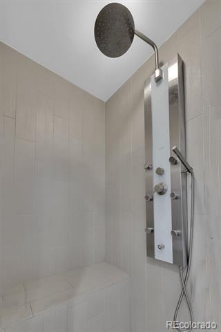 Building Photo - 595 S Corona St