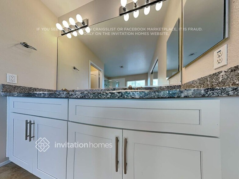 Building Photo - 8537 Danza Del Sol Dr