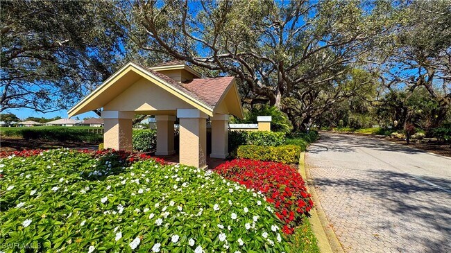 Building Photo - 20653 Country Barn Dr