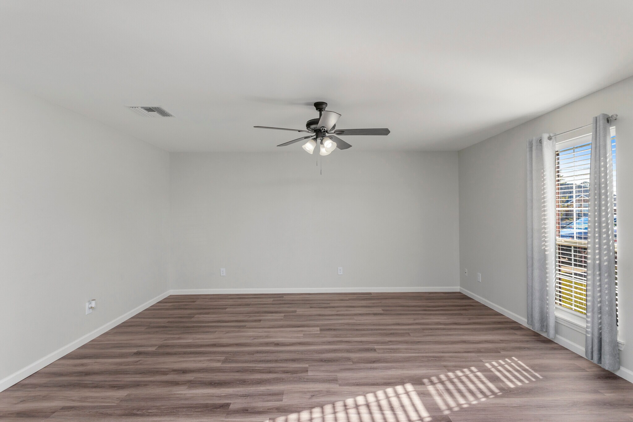 Building Photo - 7 Mulberry Rd