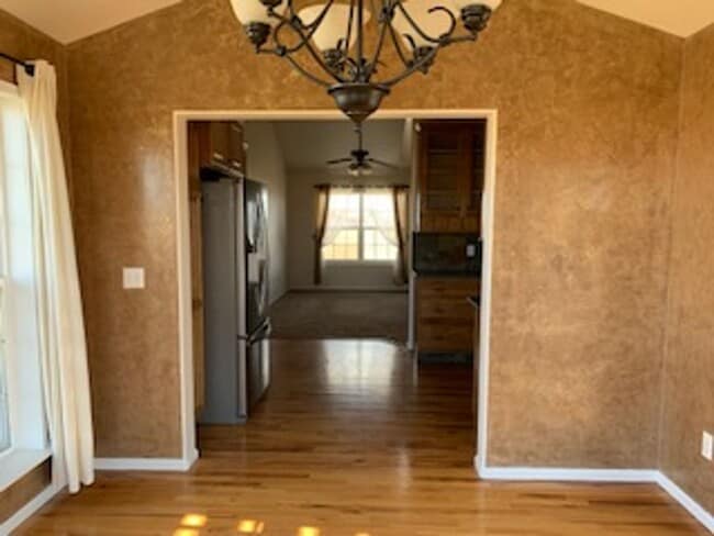 Building Photo - Fabulous 4 bedroom, 3 bath Rural Property ...